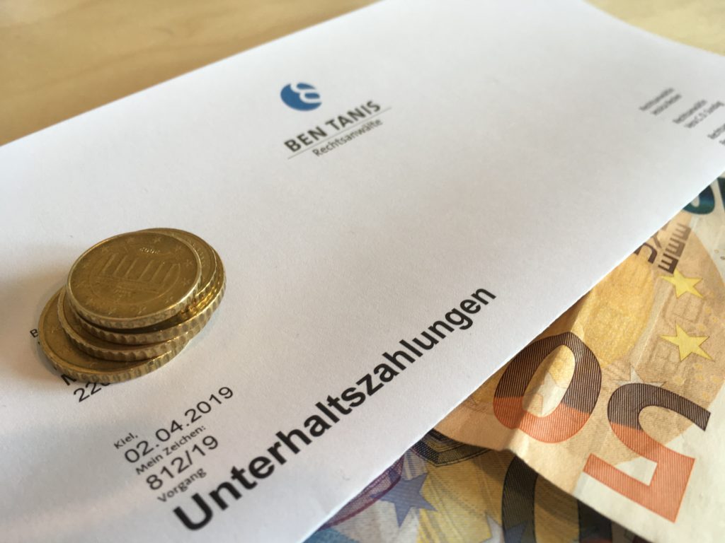 Header_Unterhaltszahlungen_01 Ben Tanis von der Mosel Rechtsanwälte